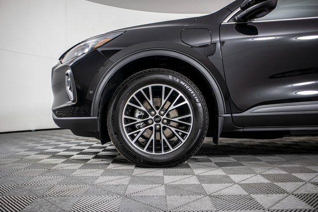 2024 Ford Escape Plug-In Hybrid Base