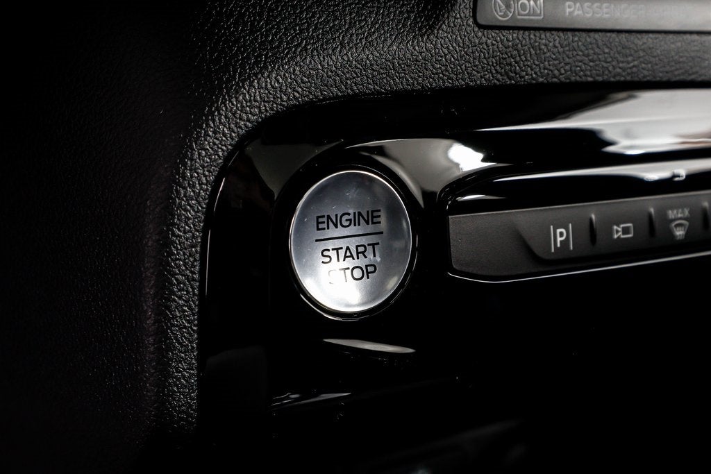 2024 Ford Escape Plug-In Hybrid Base