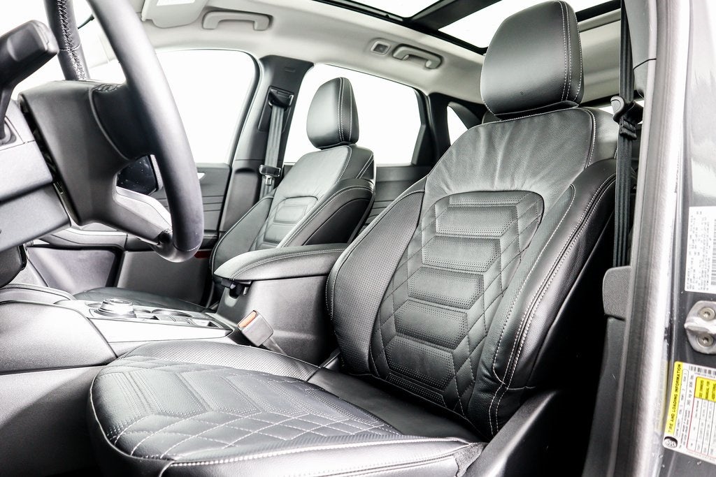 2024 Ford Escape Plug-In Hybrid Base