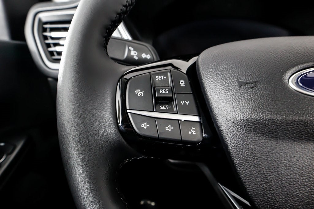 2024 Ford Escape Plug-In Hybrid Base