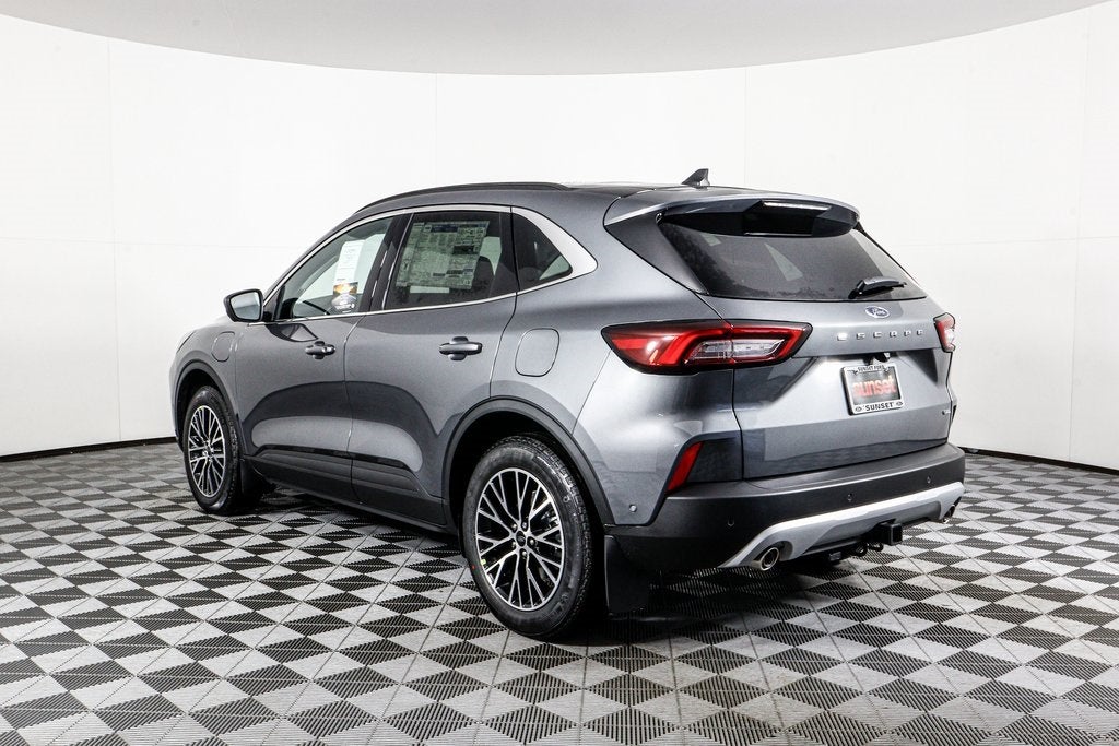 2024 Ford Escape Plug-In Hybrid Base