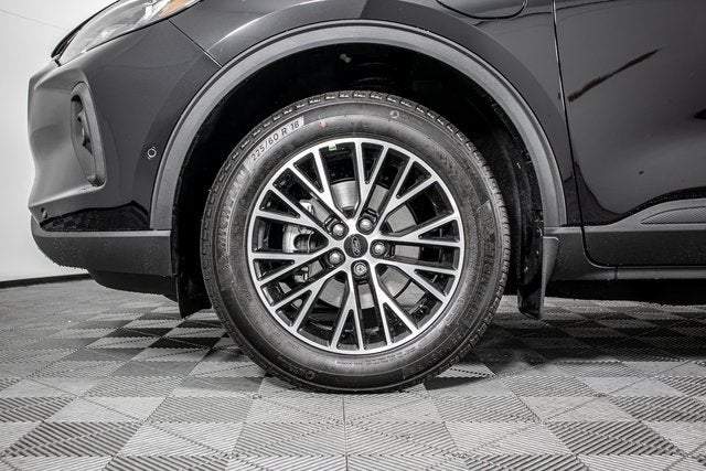 2024 Ford Escape Plug-In Hybrid Base
