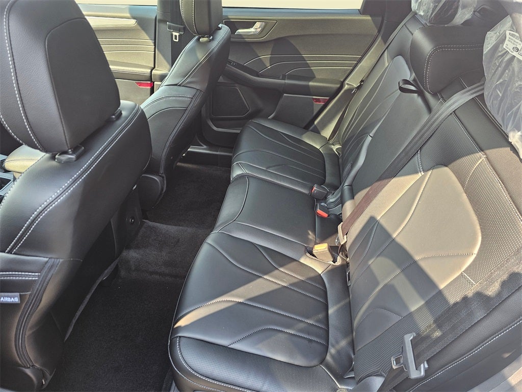 2025 Ford Escape Plug-In Hybrid Base