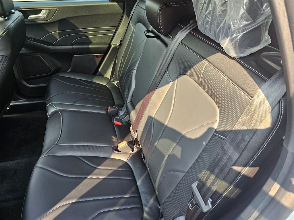 2025 Ford Escape Plug-In Hybrid Base