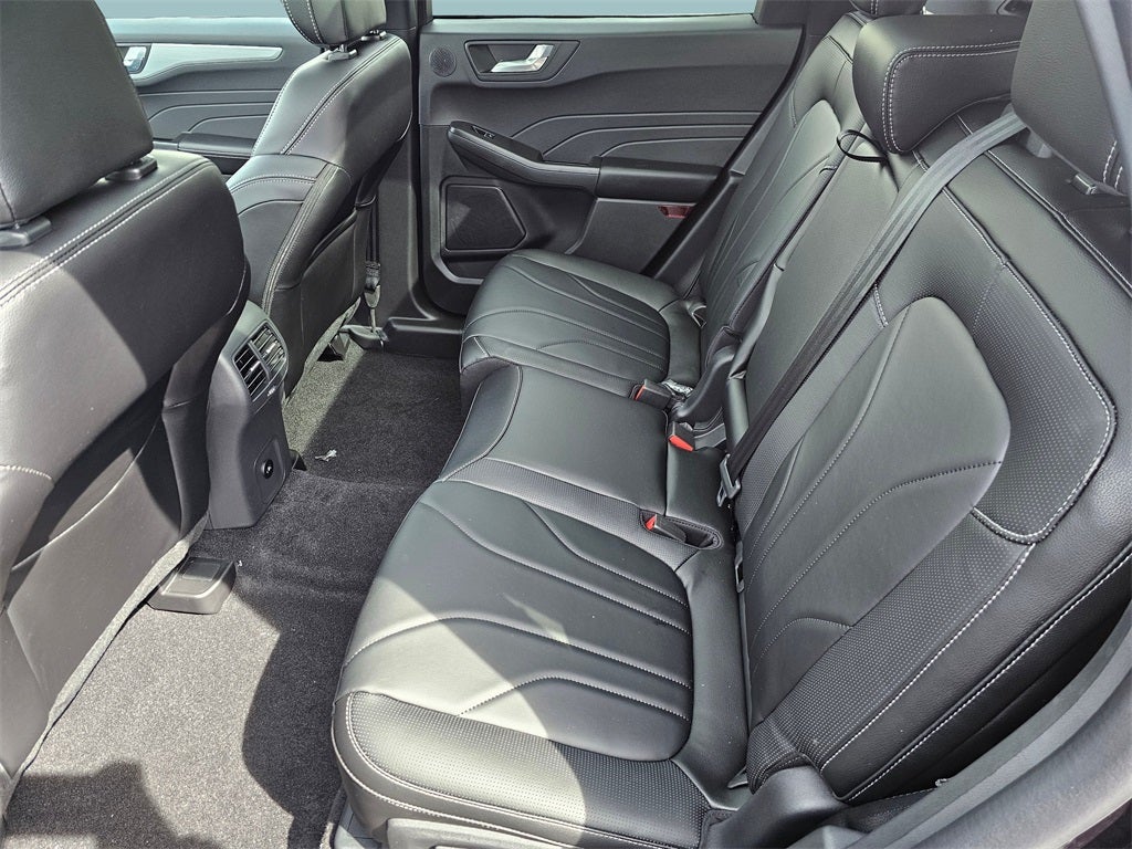 2025 Ford Escape Plug-In Hybrid Base