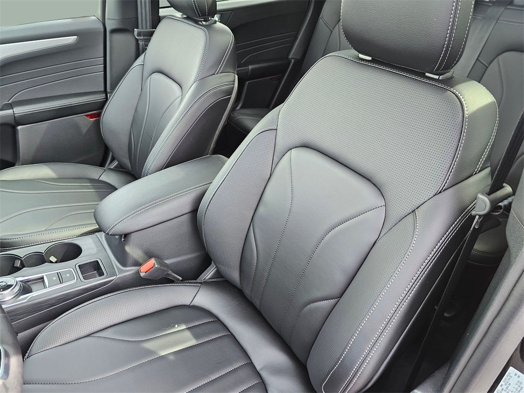 2025 Ford Escape Plug-In Hybrid Base