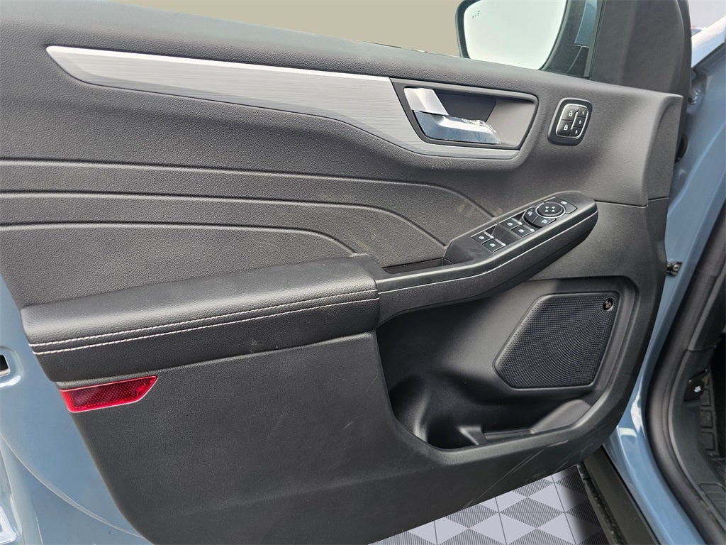 2025 Ford Escape Plug-In Hybrid Base