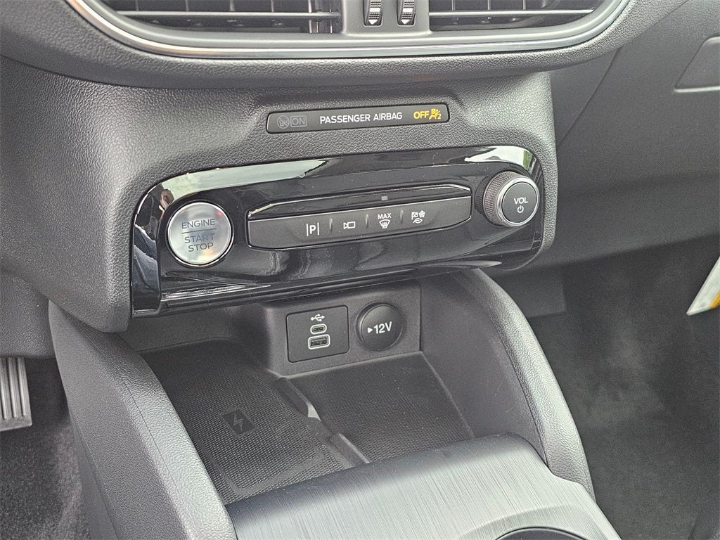 2025 Ford Escape Plug-In Hybrid Base