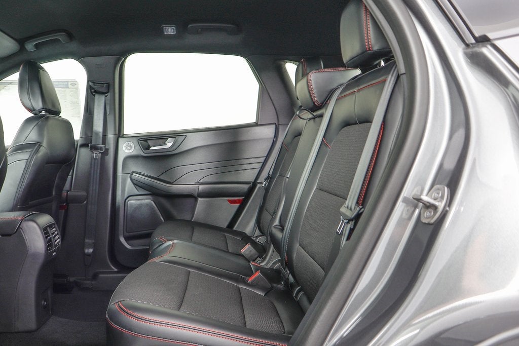 2023 Ford Escape Hybrid ST-Line Select