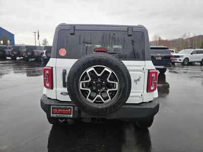2026 Ford Bronco Outer Banks