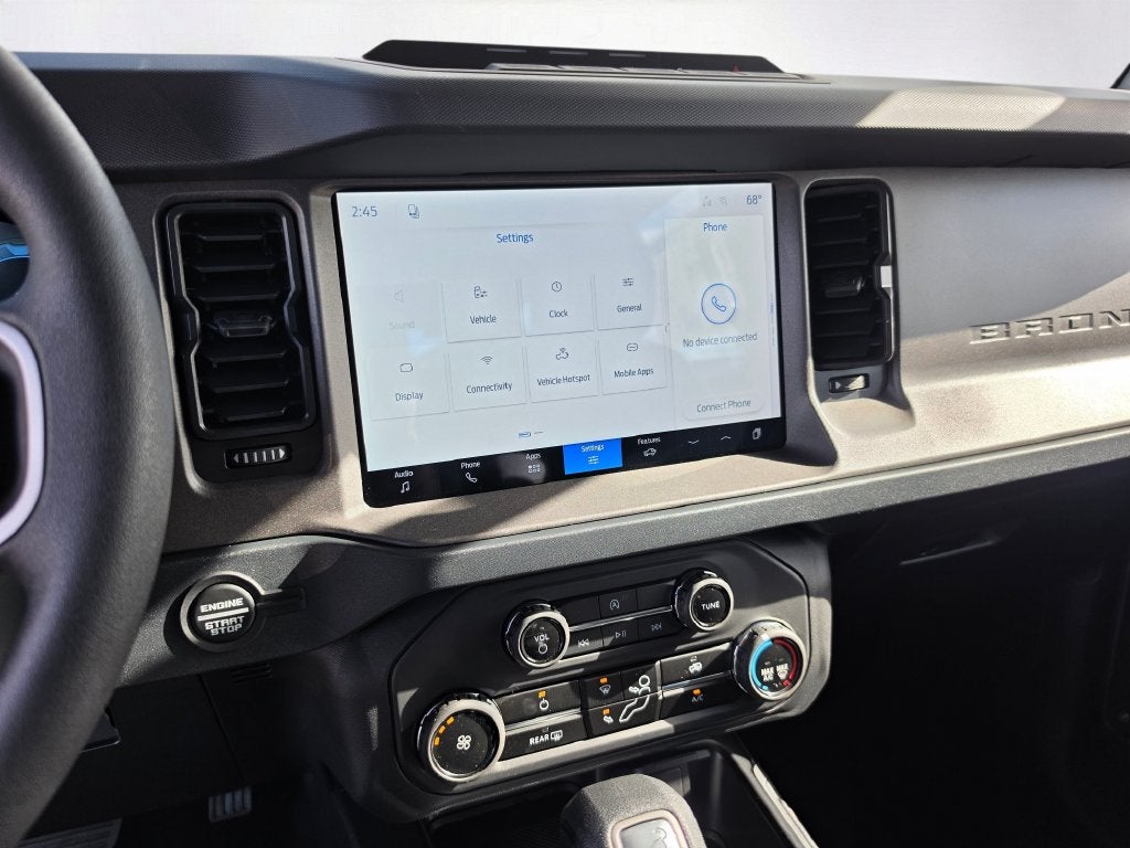 2026 Ford Bronco Base