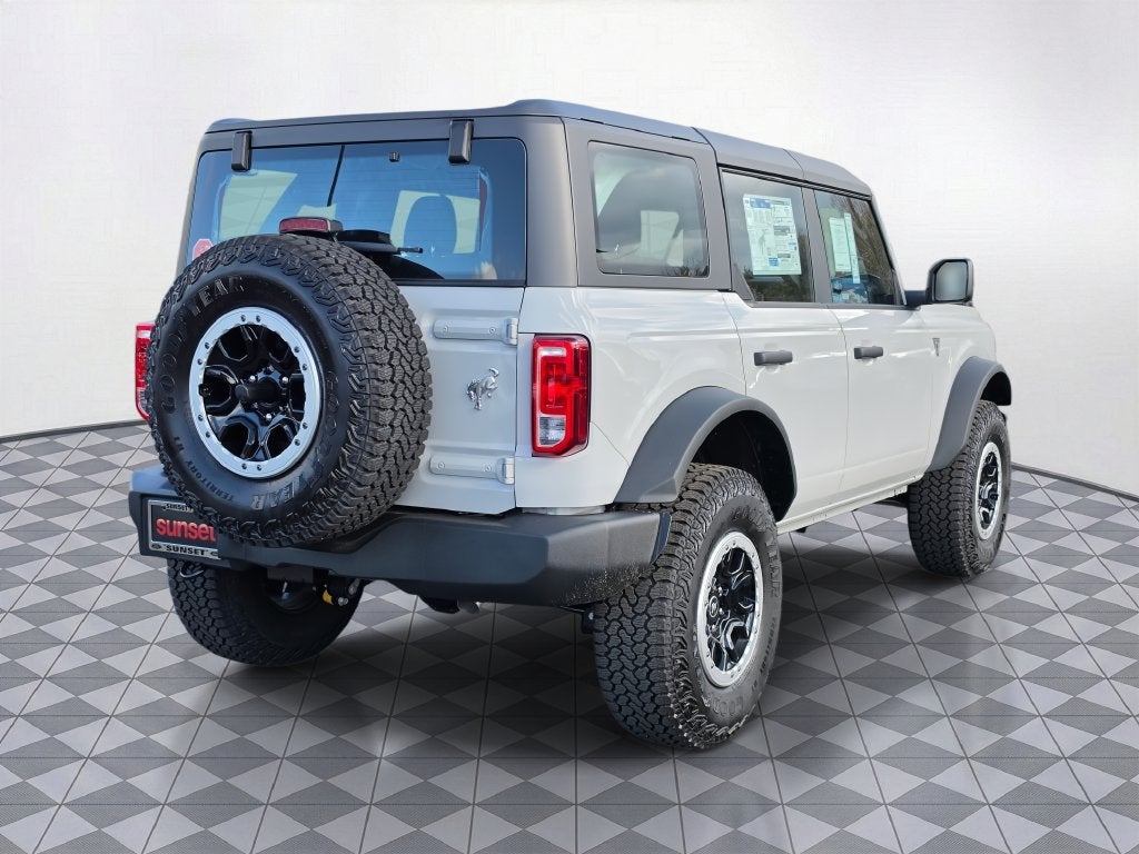 2026 Ford Bronco Base