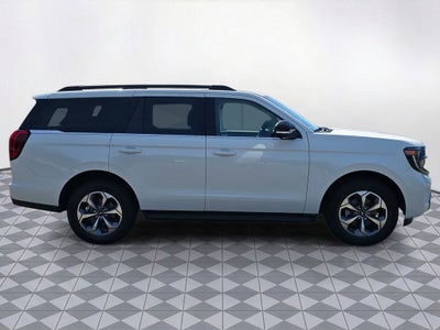 2027 Ford Expedition Active