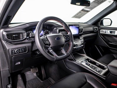 2024 Ford Explorer ST-Line