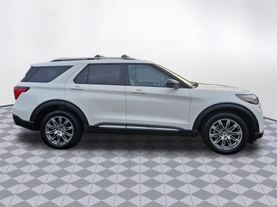 2025 Ford Explorer Platinum