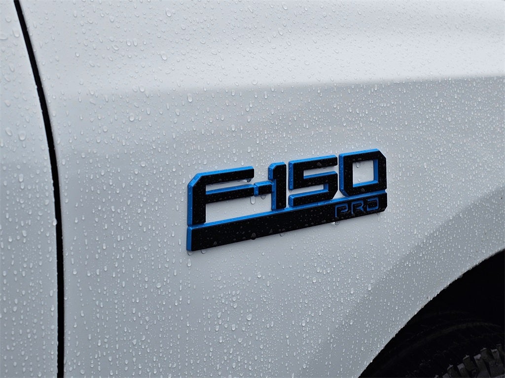 2024 Ford F-150 Lightning Pro