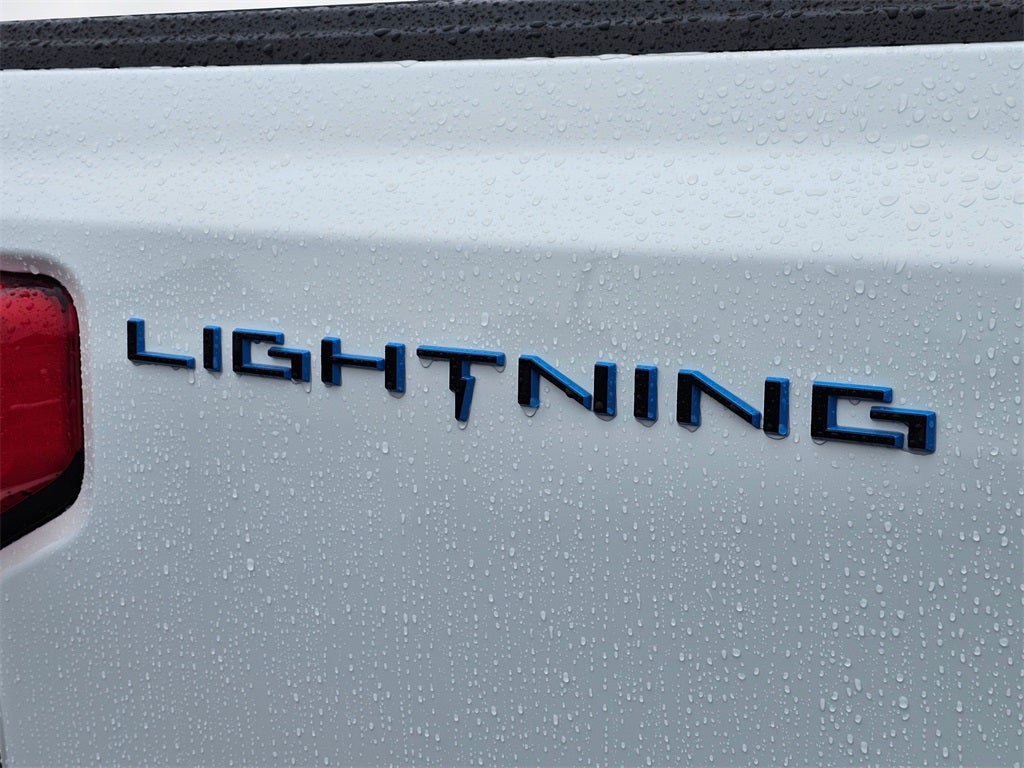 2024 Ford F-150 Lightning Pro