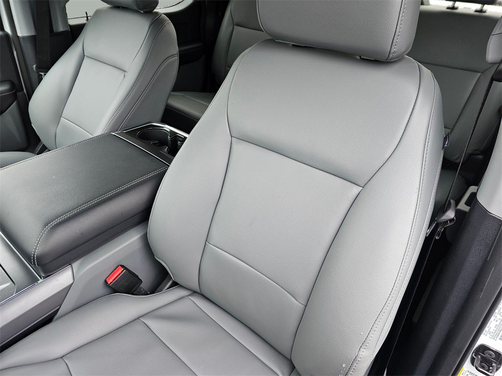 2024 Ford F-150 Lightning Pro