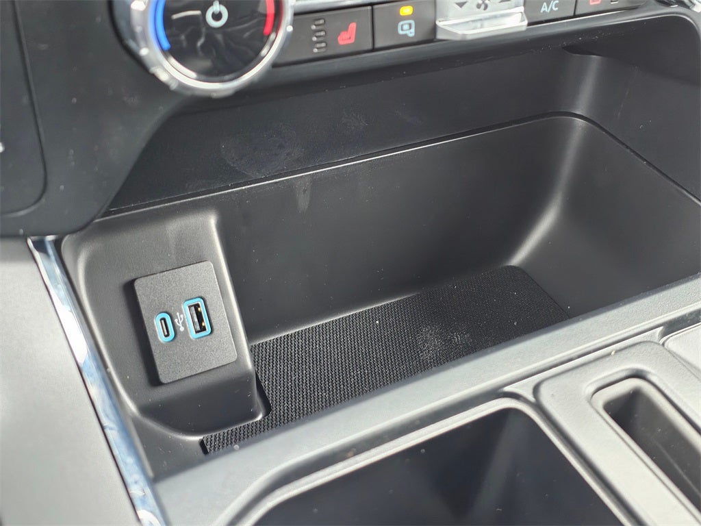 2024 Ford F-150 Lightning Pro