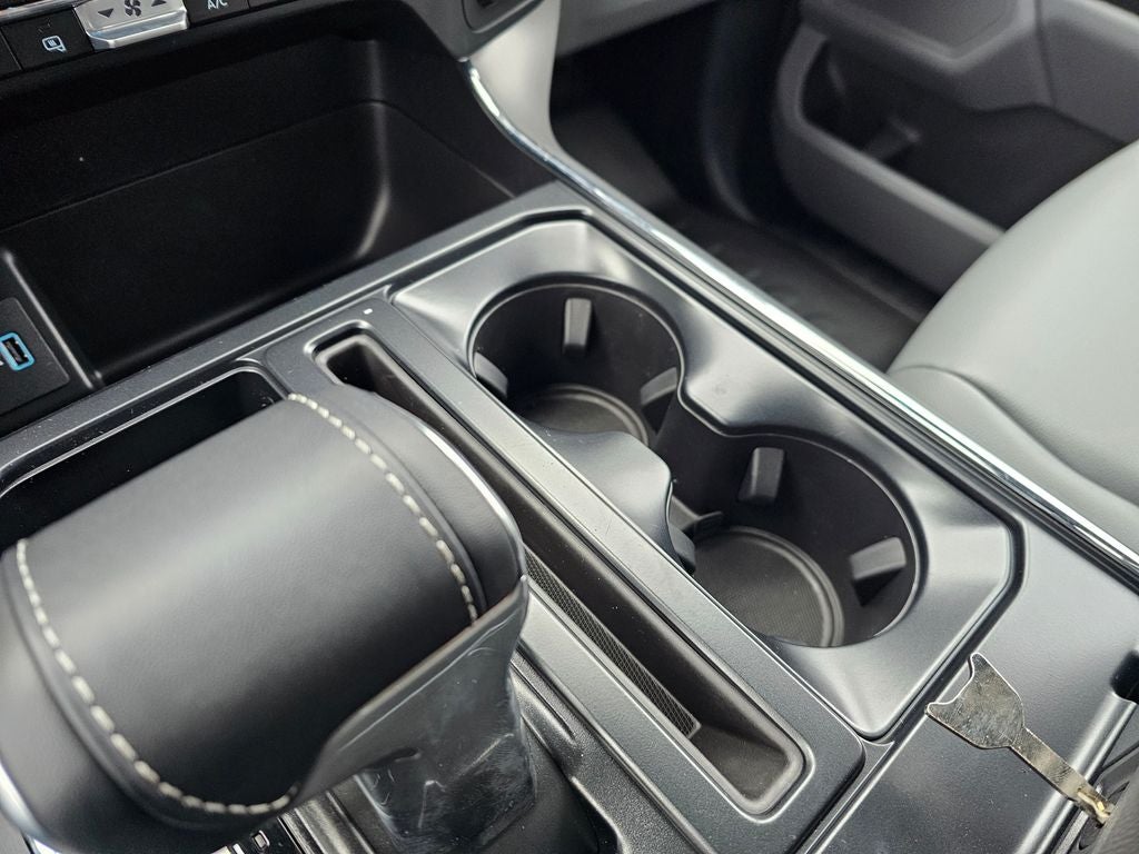 2024 Ford F-150 Lightning Pro