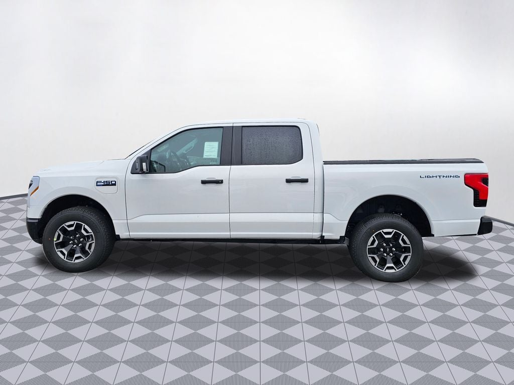 2024 Ford F-150 Lightning Pro