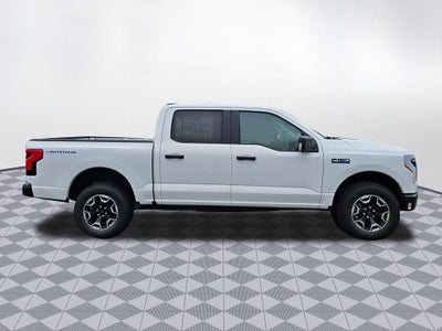 2024 Ford F-150 Lightning Pro