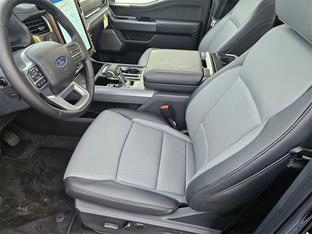 2025 Ford F-150 Lightning Lariat