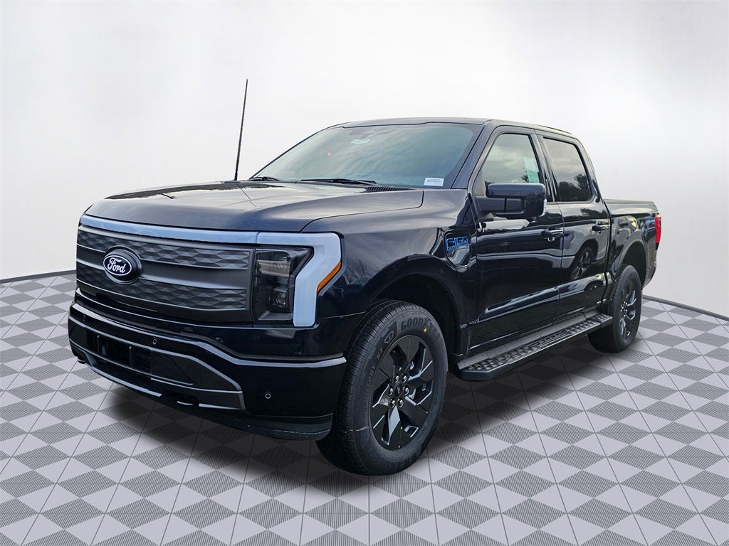 2025 Ford F-150 Lightning Lariat