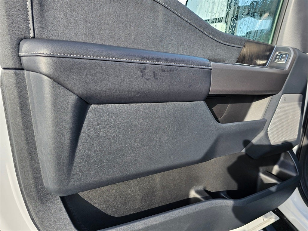 2025 Ford F-250 SD Lariat