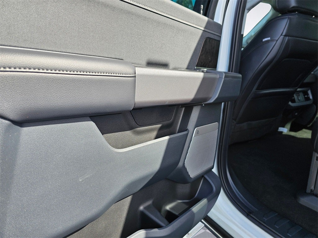 2025 Ford F-250 SD Lariat