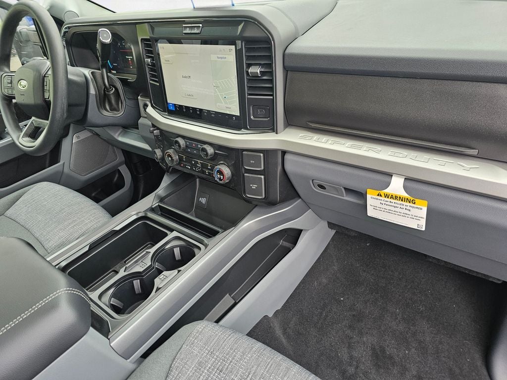 2026 Ford F-350 SD XLT