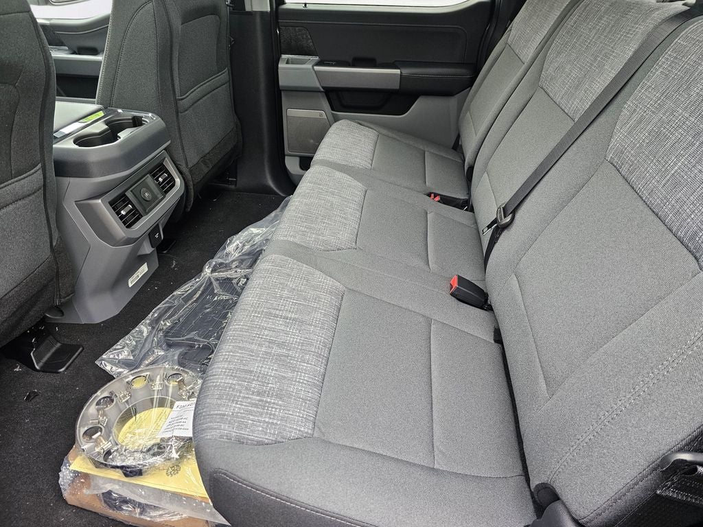2026 Ford F-350 SD XLT