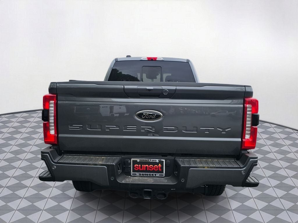 2026 Ford F-350 SD XLT