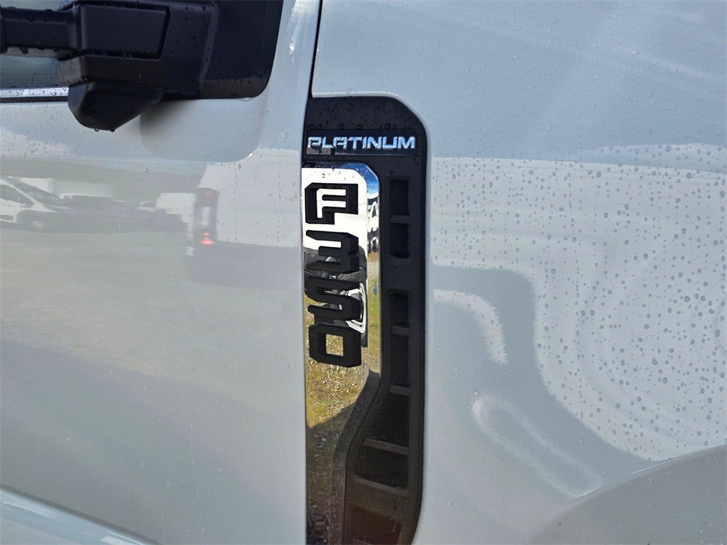 2026 Ford F-350 SD F-350® Platinum®