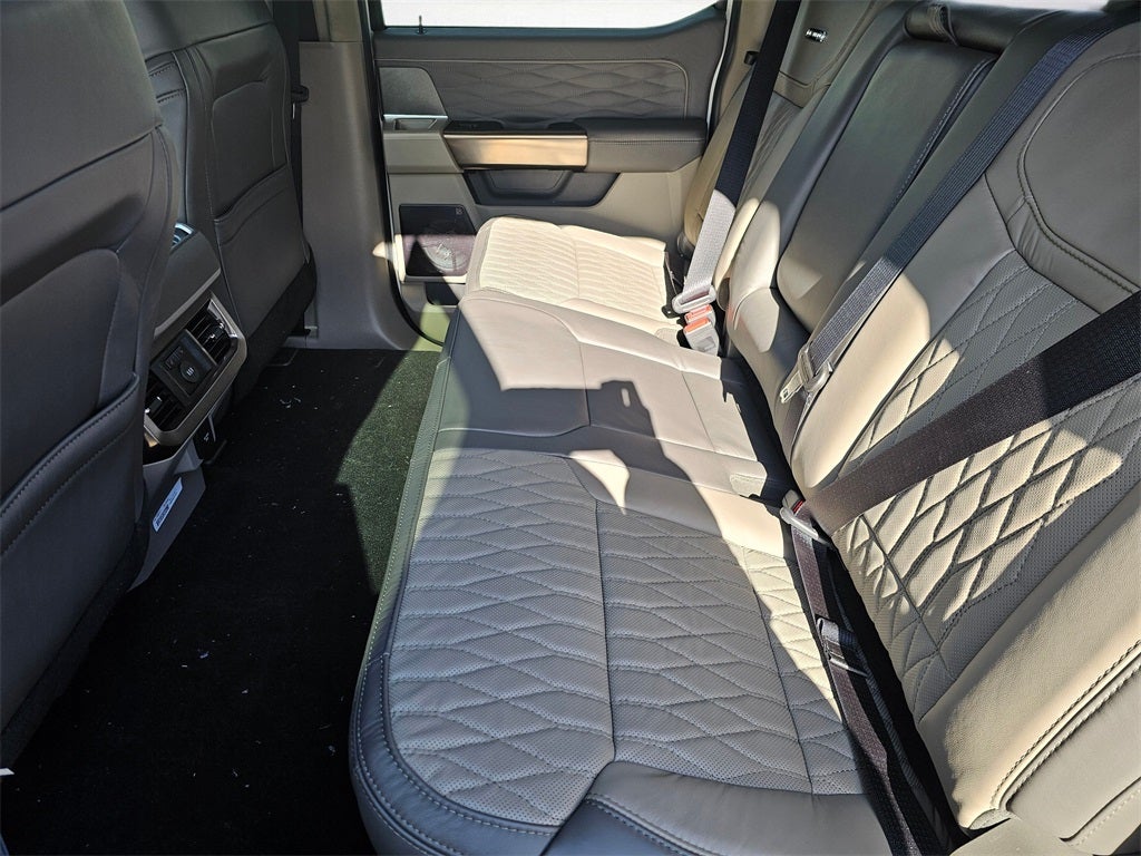 2026 Ford F-350 SD F-350® Platinum®