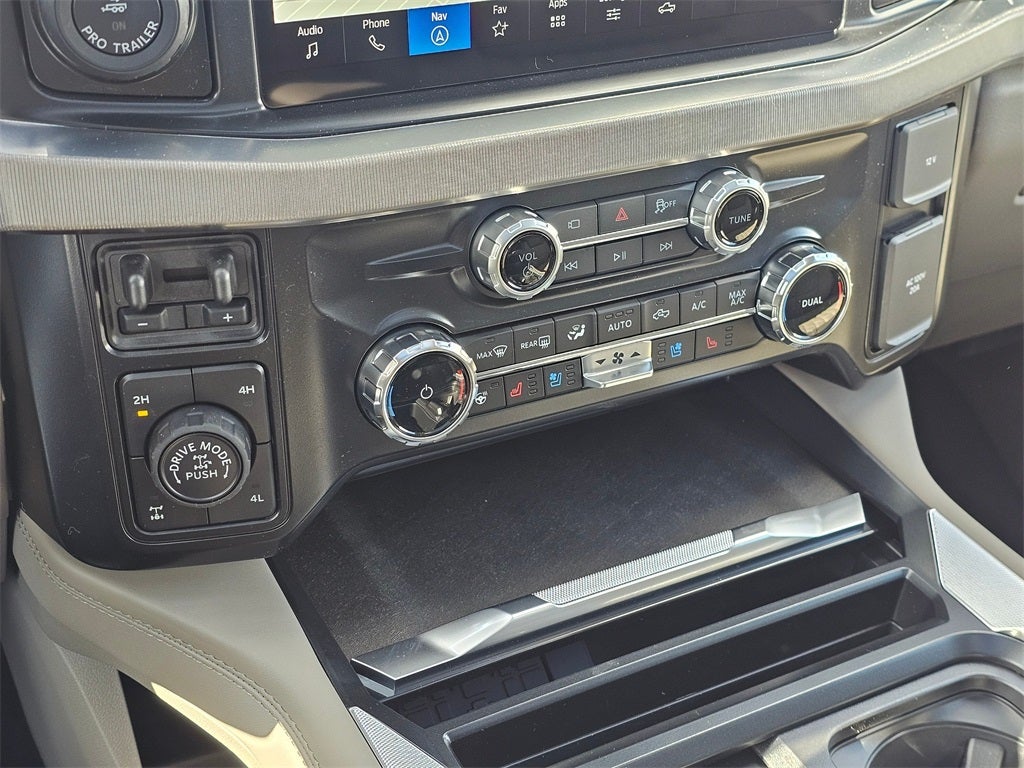 2026 Ford F-350 SD F-350® Platinum®