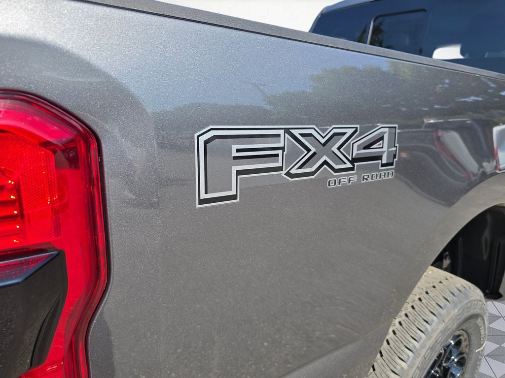 2026 Ford F-350 SD Lariat