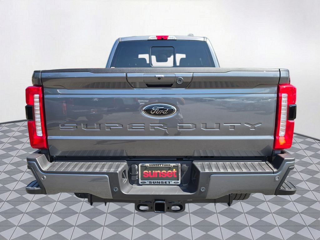 2026 Ford F-350 SD Lariat
