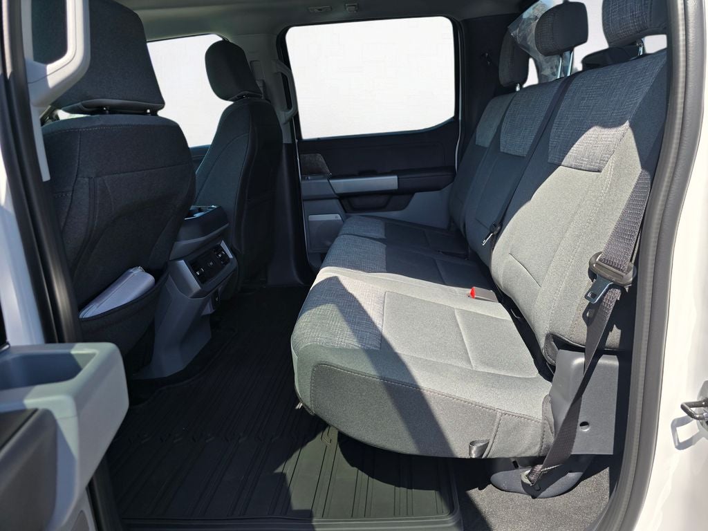 2026 Ford F-350 SD XLT