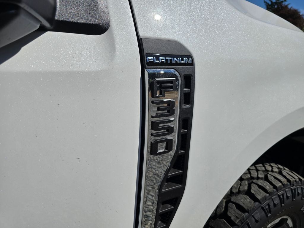 2026 Ford F-350 SD Platinum