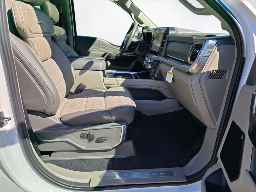 2026 Ford F-350 SD Platinum
