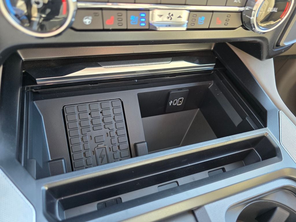 2026 Ford F-350 SD Platinum