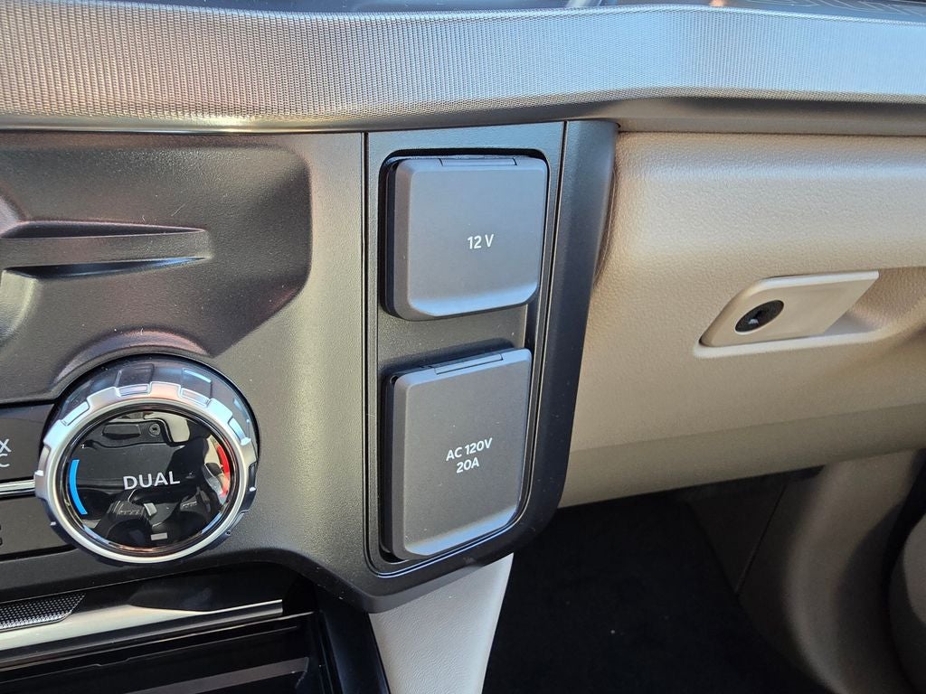 2026 Ford F-350 SD Platinum
