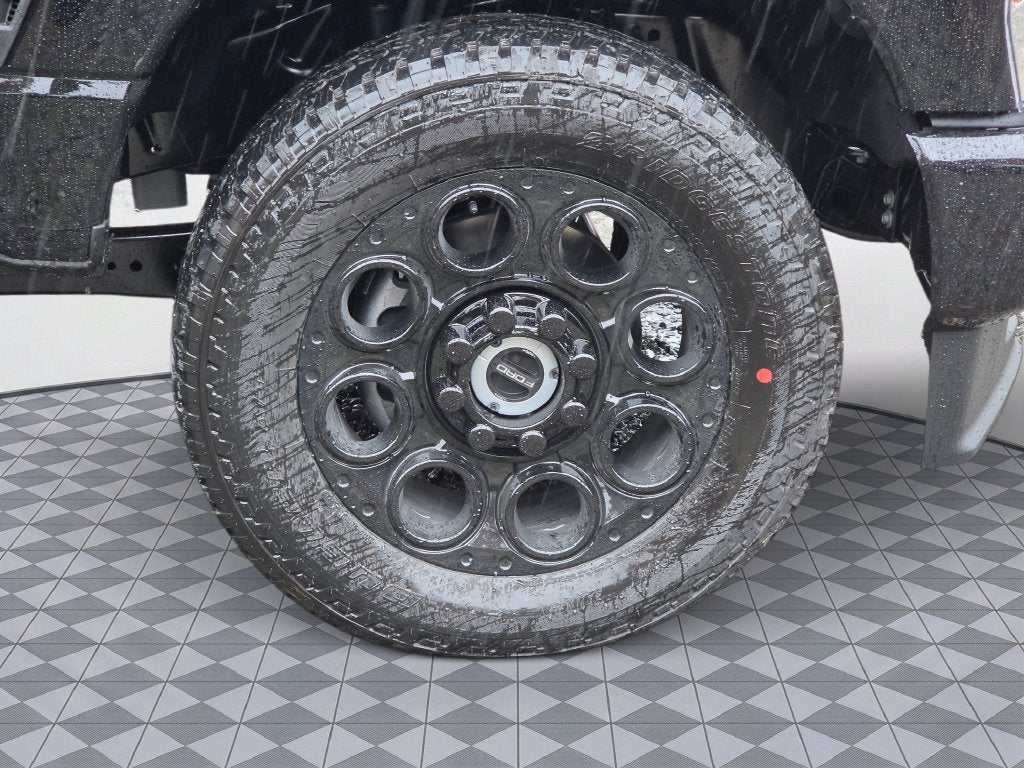 2027 Ford F-350 SD XLT