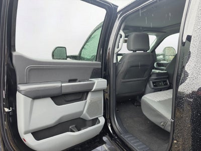 2027 Ford F-350 SD XLT