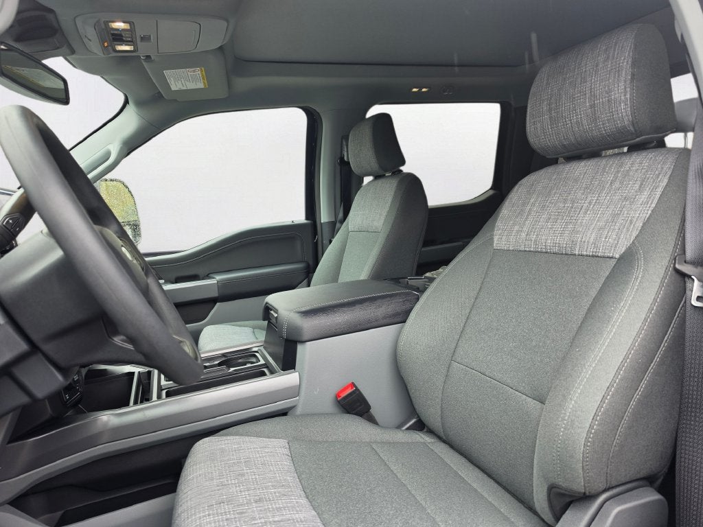 2027 Ford F-350 SD XLT