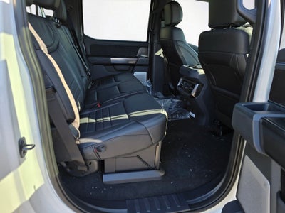 2027 Ford F-350 SD Platinum