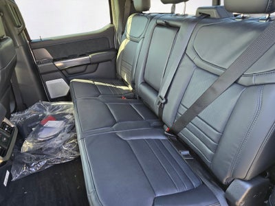 2027 Ford F-350 SD Platinum