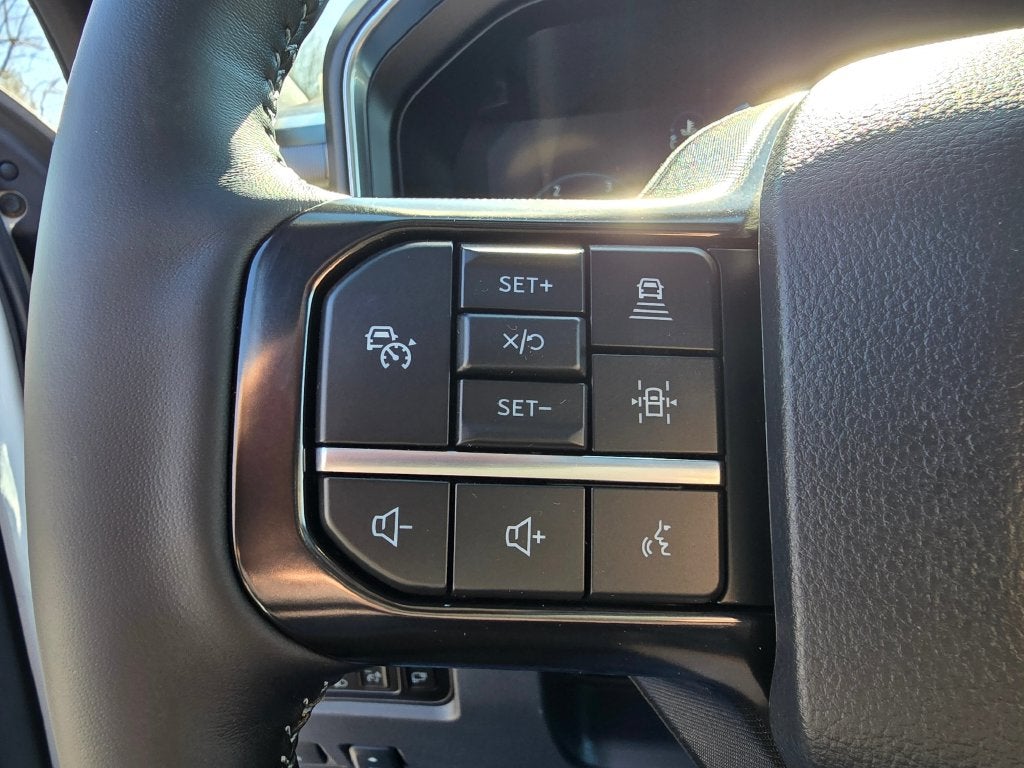 2027 Ford F-350 SD Platinum