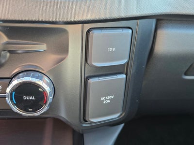 2027 Ford F-350 SD Platinum